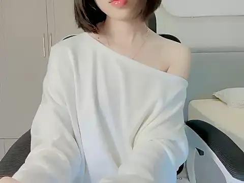 Snapshot of ggLovee chatting on 8, 11, 2025 ggLovee online show from 8, 11, 2025