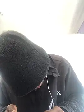 Snapshot of broskies777 chatting on 18, 9, 2025 broskies777 online show from 18, 9, 2025