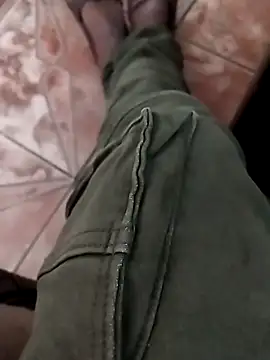 Snapshot of broskies777 chatting on 7, 11, 2025 broskies777 online show from 7, 11, 2025