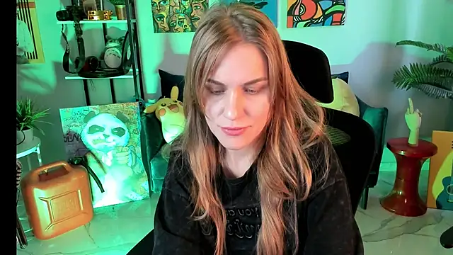 VanessaMates online show from 19, 9, 2025