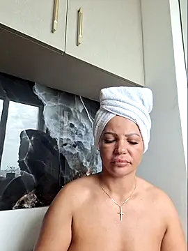 Snapshot of Ella_sweety00 chatting on 16, 6, 2026 Ella sweety00 online show from 16, 6, 2026