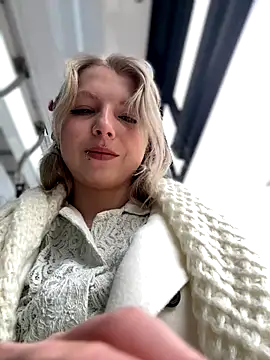 EveLittleSinner online show from 2, 10, 2025