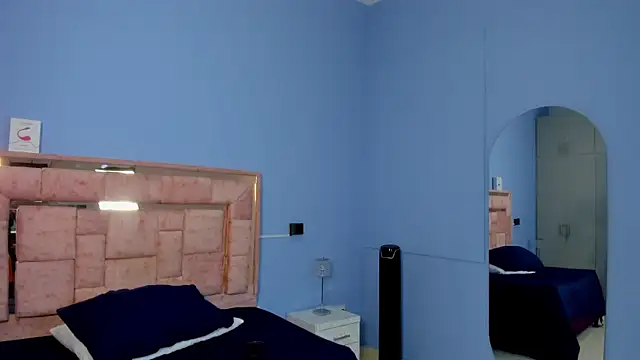 Snapshot of LICKY_LOV chatting on 11, 9, 2025 LICKY LOV online show from 11, 9, 2025