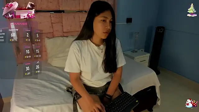 Snapshot of LICKY_LOV chatting on 24, 9, 2025 LICKY LOV online show from 24, 9, 2025