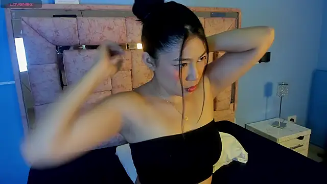 Snapshot of LICKY_LOV chatting on 7, 11, 2025 LICKY LOV online show from 7, 11, 2025