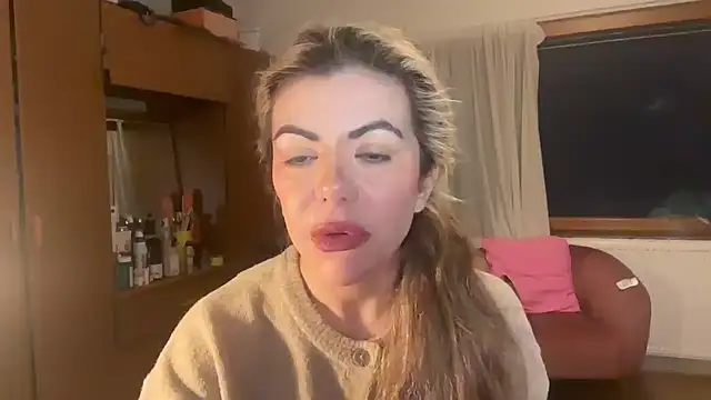 princess17 online show from 2, 3, 2026