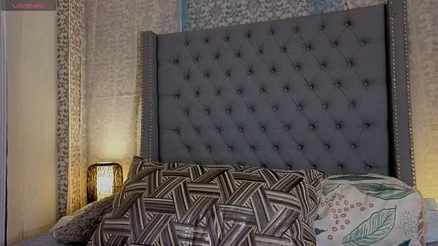 Abby roussee online show from 2, 11, 2025