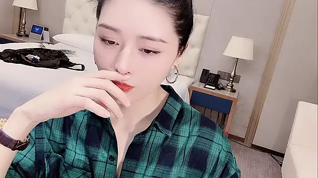 Snapshot of Ianxuan chatting on 31, 10, 2025 Ianxuan online show from 31, 10, 2025