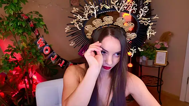 Snapshot of shes_rebel chatting on 18, 10, 2025 shes rebel online show from 18, 10, 2025