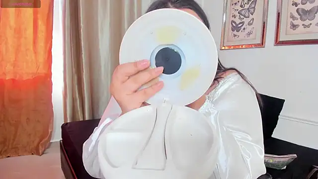 Snapshot of Tessa_Sinclaire chatting on 27, 9, 2025 Tessa Sinclaire online show from 27, 9, 2025