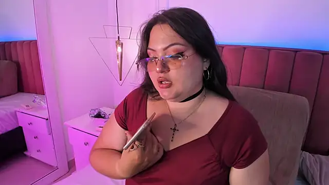 Tessa Sinclaire online show from 9, 4, 2026