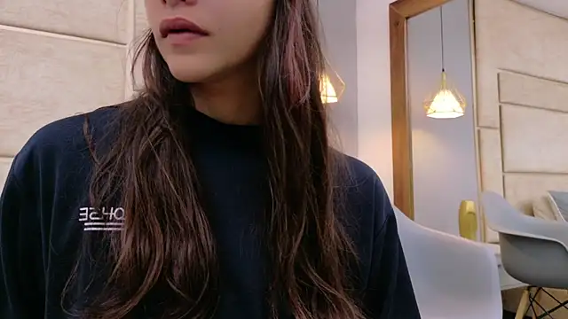 Snapshot of Ashley_HotGirl chatting on 7, 1, 2026 Ashley HotGirl online show from 7, 1, 2026