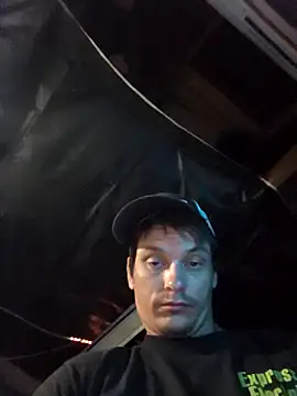 Snapshot of twistafatpipe chatting on 3, 10, 2025 twistafatpipe online show from 3, 10, 2025