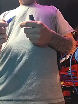 Snapshot of twistafatpipe chatting on 11, 10, 2025 twistafatpipe online show from 11, 10, 2025