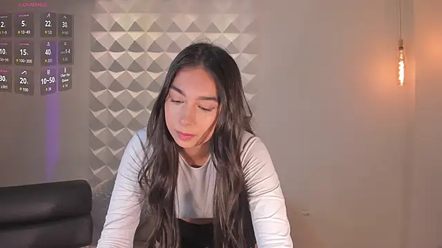 Snapshot of VeronicaBlue chatting on 14, 9, 2025 VeronicaBlue online show from 14, 9, 2025