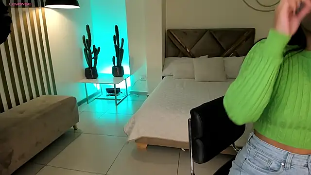 Snapshot of AyshelBrown chatting on 26, 11, 2025 AyshelBrown online show from 26, 11, 2025