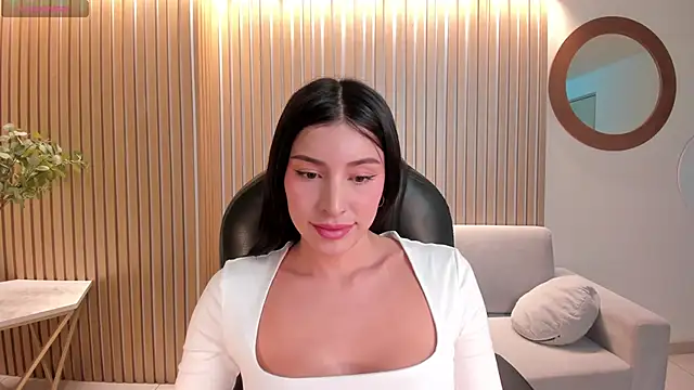 MaddisonTaylor1 online show from 5, 4, 2026