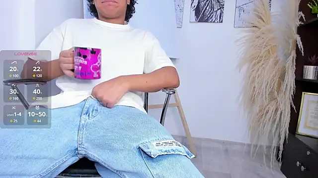 Miriam milf online show from 29, 9, 2025