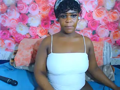 Snapshot of MiniMinaj chatting on 30, 11, 2025 MiniMinaj online show from 30, 11, 2025