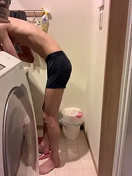 Snapshot of aki_2727 chatting on 9, 10, 2025 aki 2727 online show from 9, 10, 2025