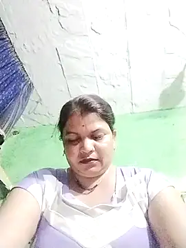 Snapshot of Bhavna_hot chatting on 5, 10, 2025 Bhavna hot online show from 5, 10, 2025