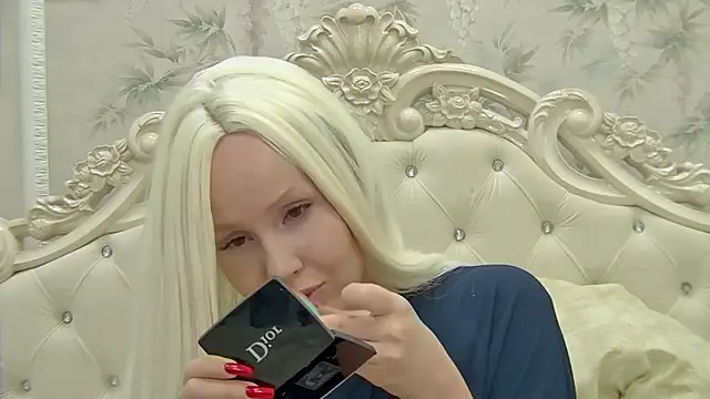 EllieFrosty  online show from 15, 9, 2025