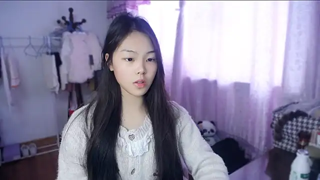 Snapshot of yao-yao_ chatting on 30, 11, 2025 yao-yao online show from 30, 11, 2025