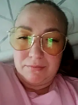 Snapshot of Kiss_Eva chatting on 1, 10, 2025 Kiss Eva online show from 1, 10, 2025