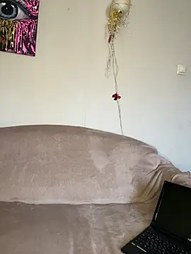 April Purr online show from 31, 3, 2026