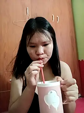 emyeuhss online show from 19, 10, 2025