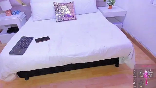 Marianee Rousse online show from 27, 9, 2025