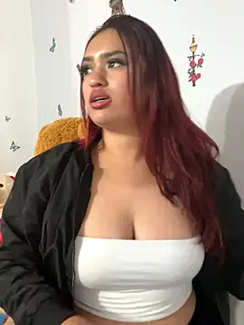 Snapshot of naomirouse_ chatting on 2, 10, 2025 naomirouse  online show from 2, 10, 2025