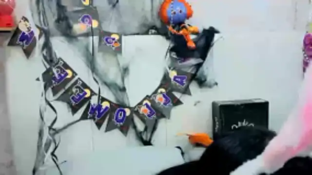 VioletxBloom online show from 27, 10, 2025