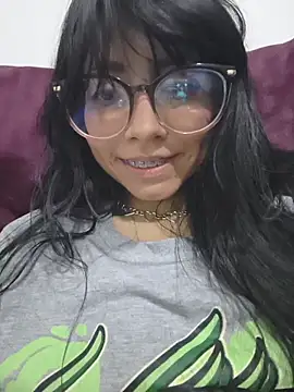 VioletxBloom online show from 25, 2, 2026