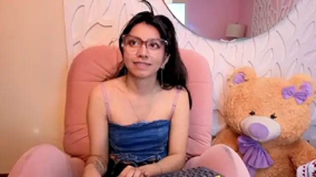 VioletxBloom online show from 7, 4, 2026