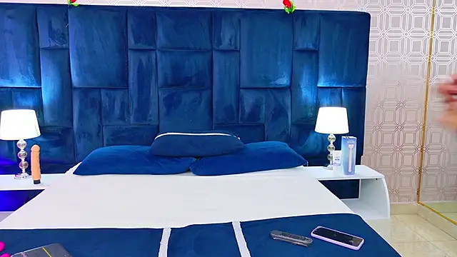 Snapshot of Samanta_Isel chatting on 13, 10, 2025 Samanta Isel online show from 13, 10, 2025