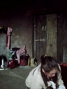 Snapshot of quynhkoolbae chatting on 1, 12, 2025 quynhkoolbae online show from 1, 12, 2025