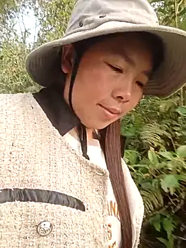 quynhkoolbae online show from 14, 4, 2026