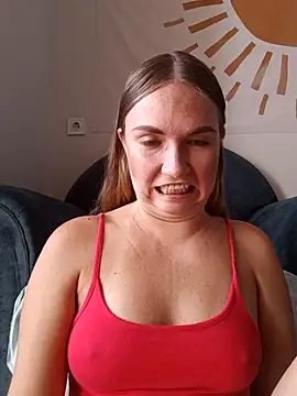 KisaVixen online show from 18, 9, 2025