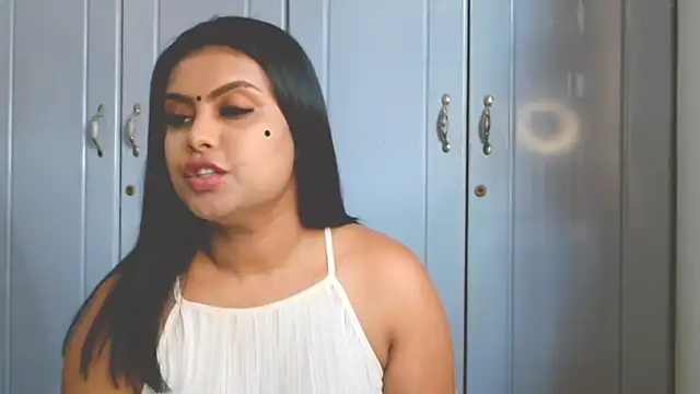 Indian GlowingMiax online show from 10, 10, 2025