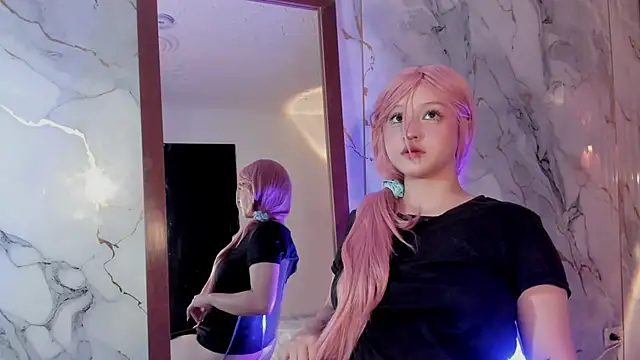 Suxan White  online show from 14, 9, 2025