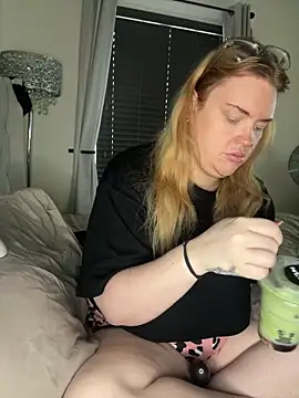 Snapshot of MysteriousMylaX chatting on 19, 10, 2025 MysteriousMylaX online show from 19, 10, 2025