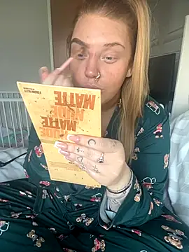 Snapshot of MysteriousMylaX chatting on 20, 11, 2025 MysteriousMylaX online show from 20, 11, 2025