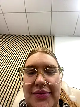 Snapshot of MysteriousMylaX chatting on 15, 12, 2025 MysteriousMylaX online show from 15, 12, 2025