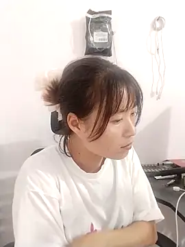 Snapshot of linda_bae00 chatting on 18, 9, 2025 linda bae00 online show from 18, 9, 2025