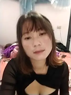 Snapshot of linda_bae00 chatting on 1, 10, 2025 linda bae00 online show from 1, 10, 2025