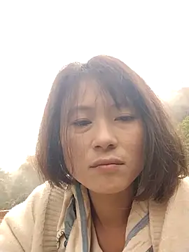 Snapshot of linda_bae00 chatting on 14, 11, 2025 linda bae00 online show from 14, 11, 2025