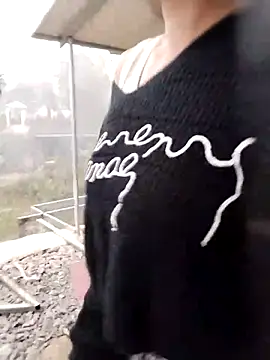 Snapshot of linda_bae00 chatting on 5, 12, 2025 linda bae00 online show from 5, 12, 2025