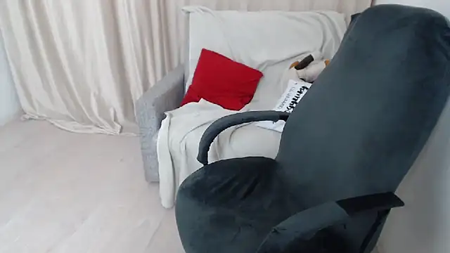 AdelinaLawson online show from 19, 3, 2025