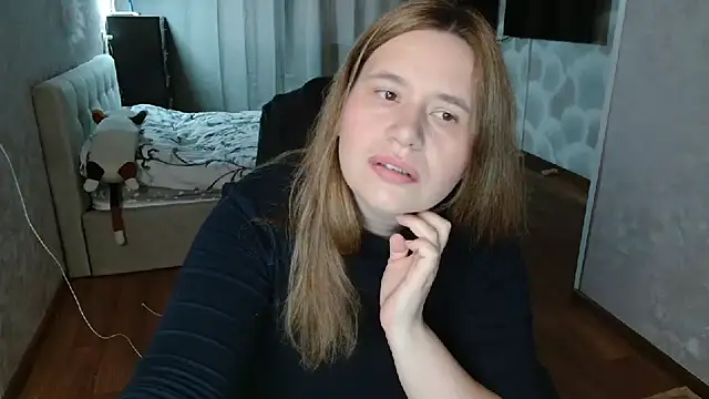AdelinaLawson online show from 15, 5, 2026